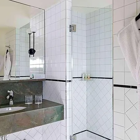 Hotel Autre 4*
